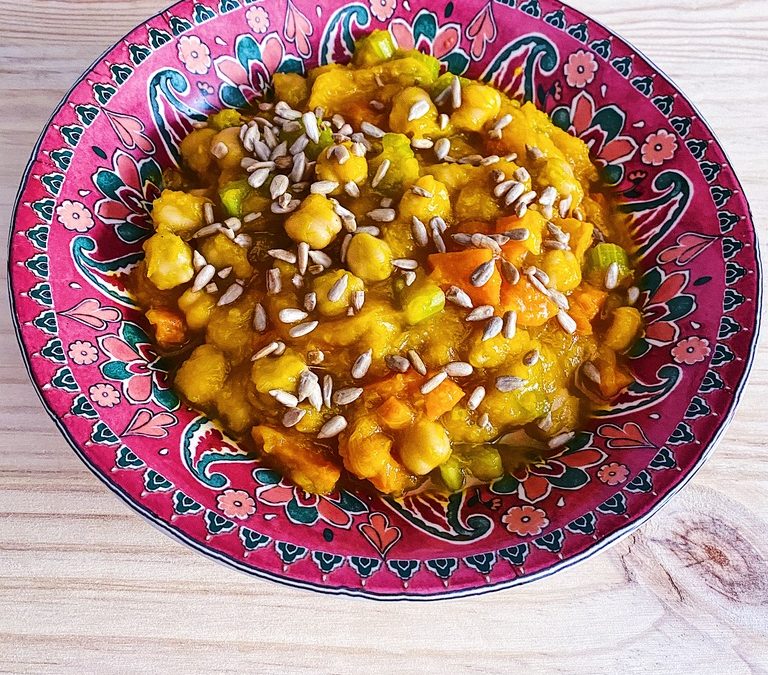 Garbanzos con verduras al curry