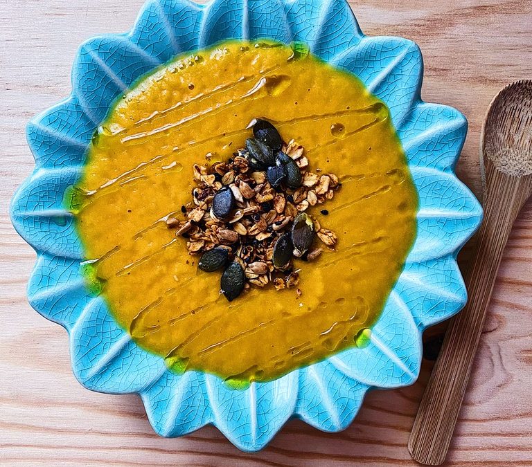 Crema de calabaza con lenteja roja